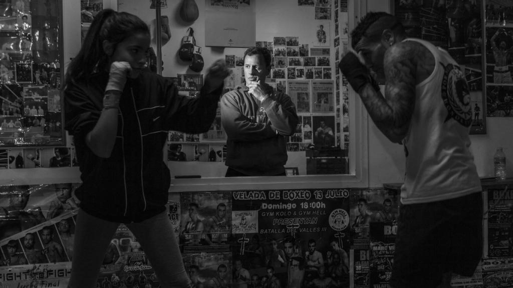 Adriana es una de las chicas que que practica pugilismo en el Club Boxeo Terrassa