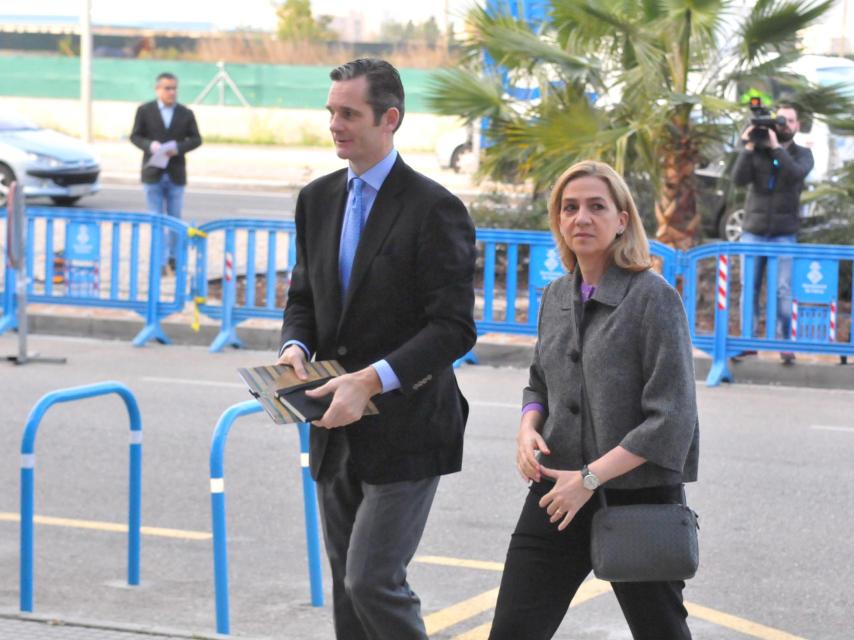 La infanta Cristina de Borbón e Iñaki Urdangarin durante el juicio del Caso Noos en Palma de Mallorca.