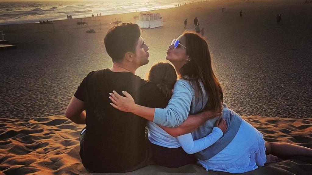 David Bustamante junto a Paula Echevarría y su hija Daniella.