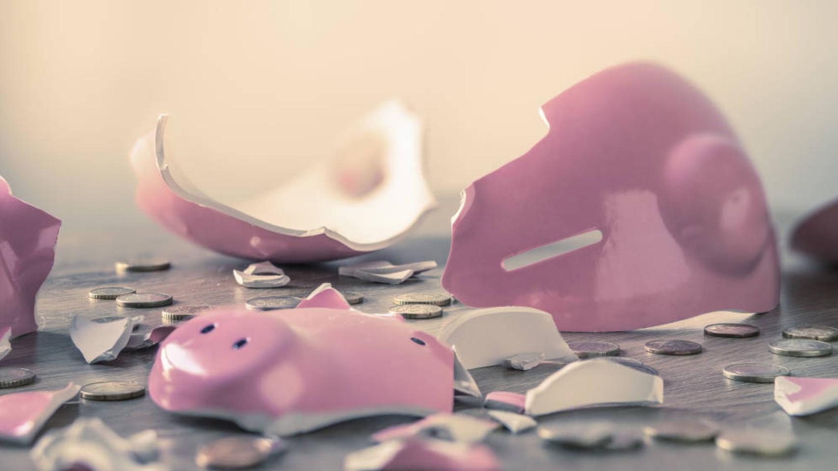 Los españoles se muestran más pesimistas que hace un mes sobre la política y la economía.