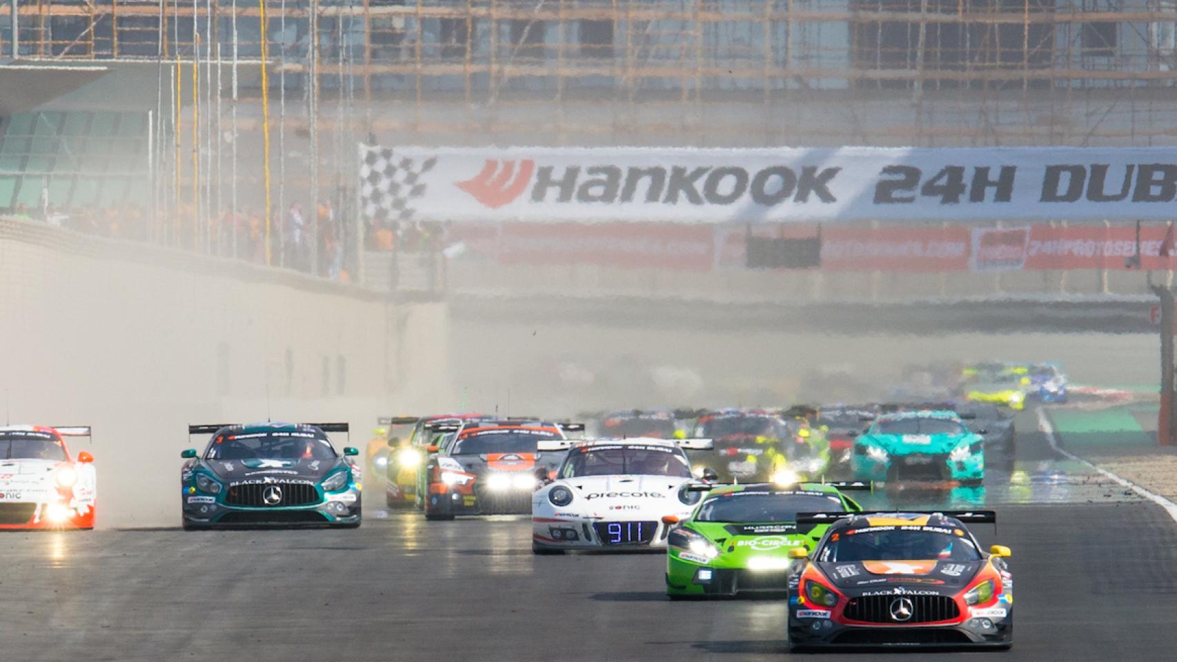 Doblete de Porsche en las 24 Horas de Dubai 2017