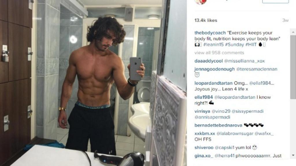Joe Wicks alimenta a sus seguidores vía redes sociales. La mejor demostración de su plan es él mismo.