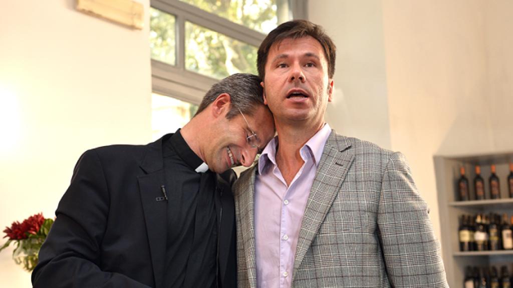 Charamsa y Planas, el día en el que salió del armario