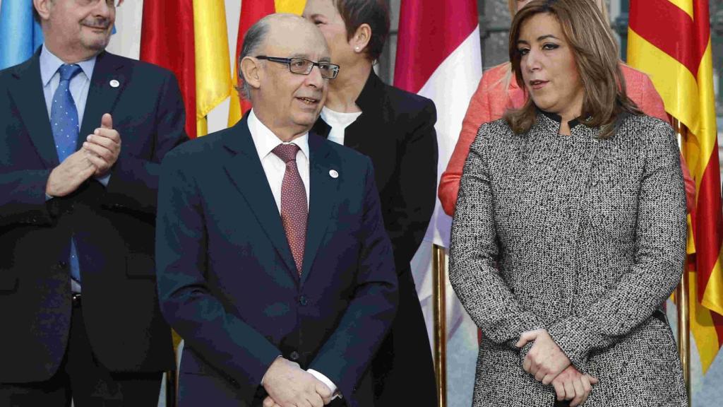 Montoro y Díaz a la entrada de la Conferencia de Presidentes.