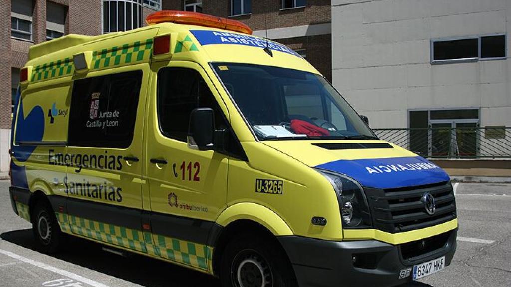 Imagen de archivo de una ambulancia de emergencias sanitarias