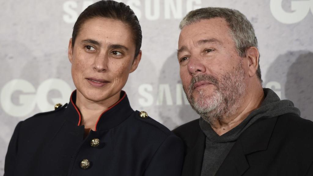 El diseñador y Jasmine posan durante uno de los últimos eventos sociales a los que han acudido.