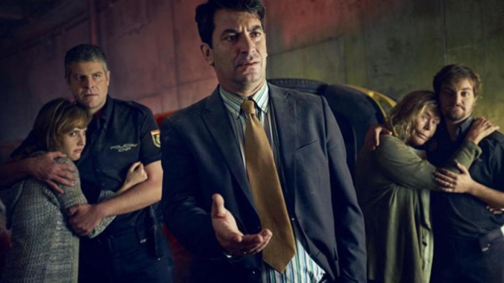 Image: Los del túnel: reírse de la miseria