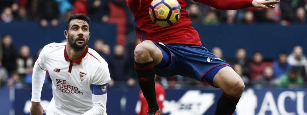 Imagen de un partido entre Osasuna y Sevilla.