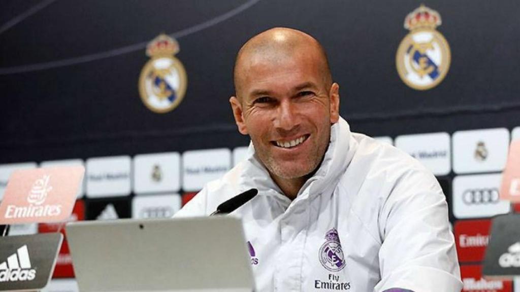 Zinedine Zidane en rueda de prensa.