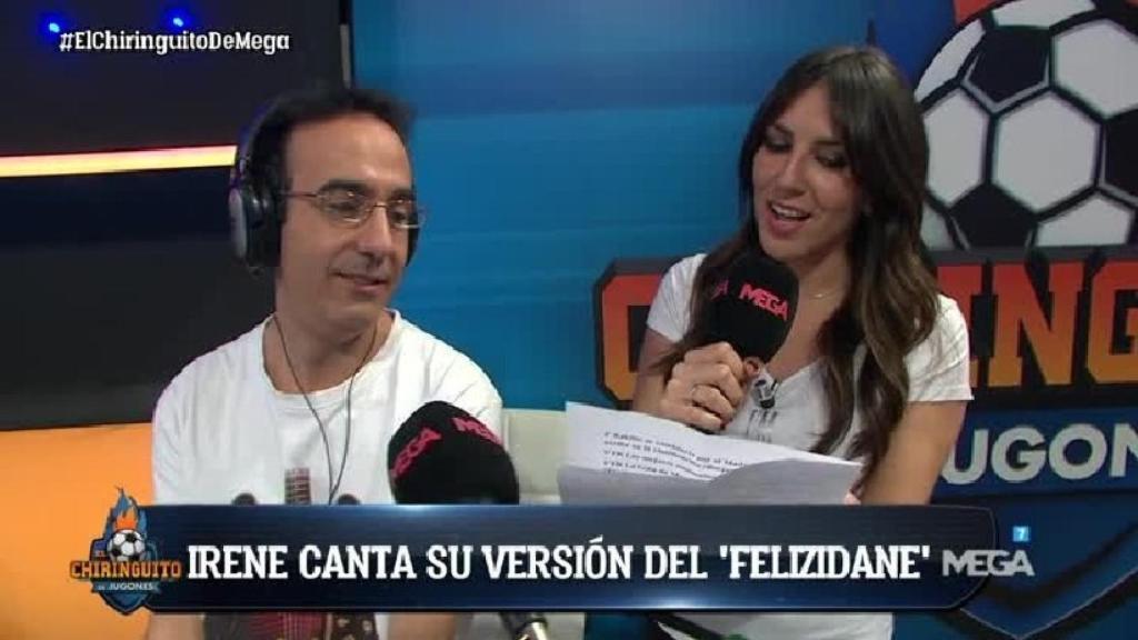 Irene Junquera canta en El Chiringuito. Foto: Twitter (@elchiringuitotv)