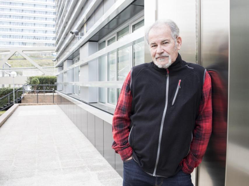 Julio Castejón, líder de la mítica banda de rock Asfalto.