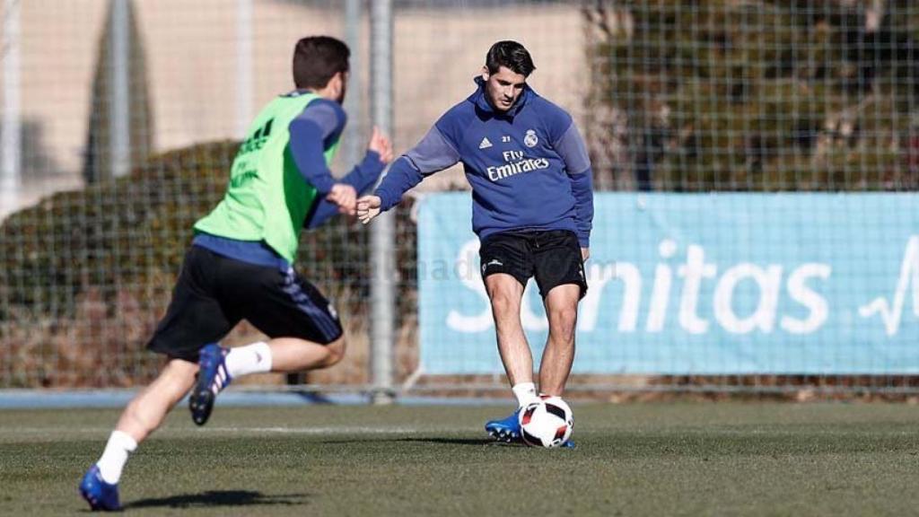 Morata en un entrenamiento con el Madrid