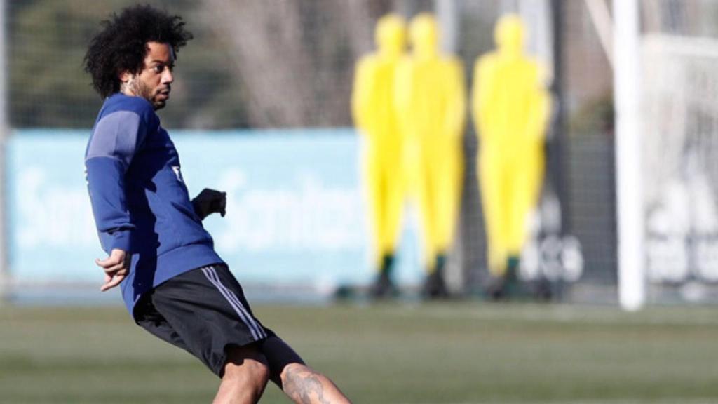 Marcelo durante un entrenamiento del Real Madrid. Foto: Twitter (@marcelotwelve)
