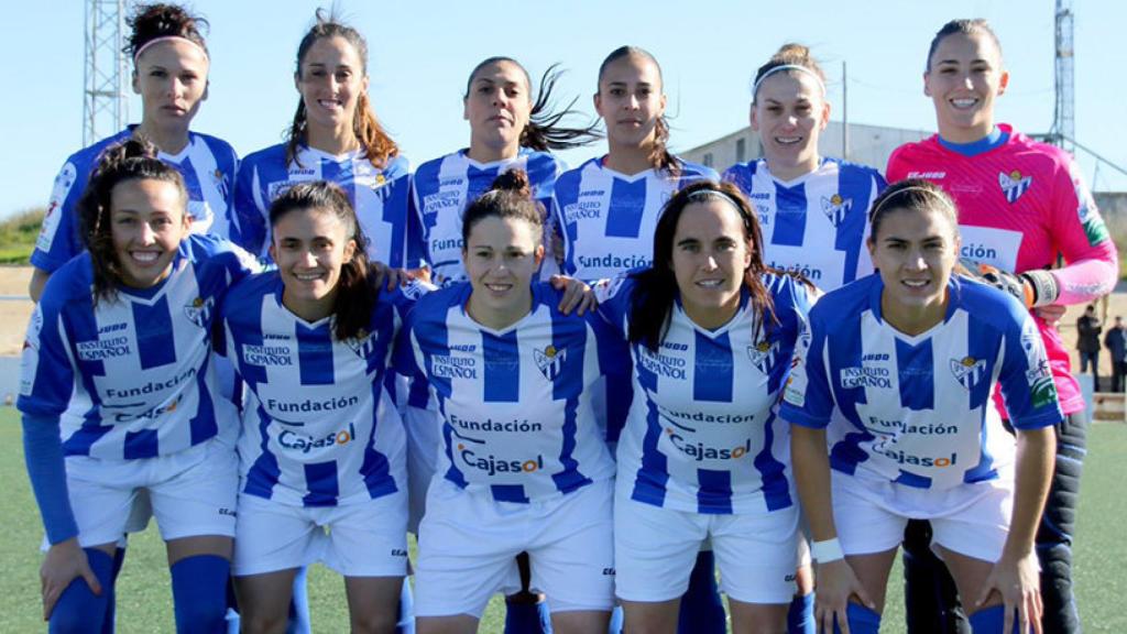 Jugadoras del Sporting Club Huelva. Foto: Twitter (@sportinghuelva)