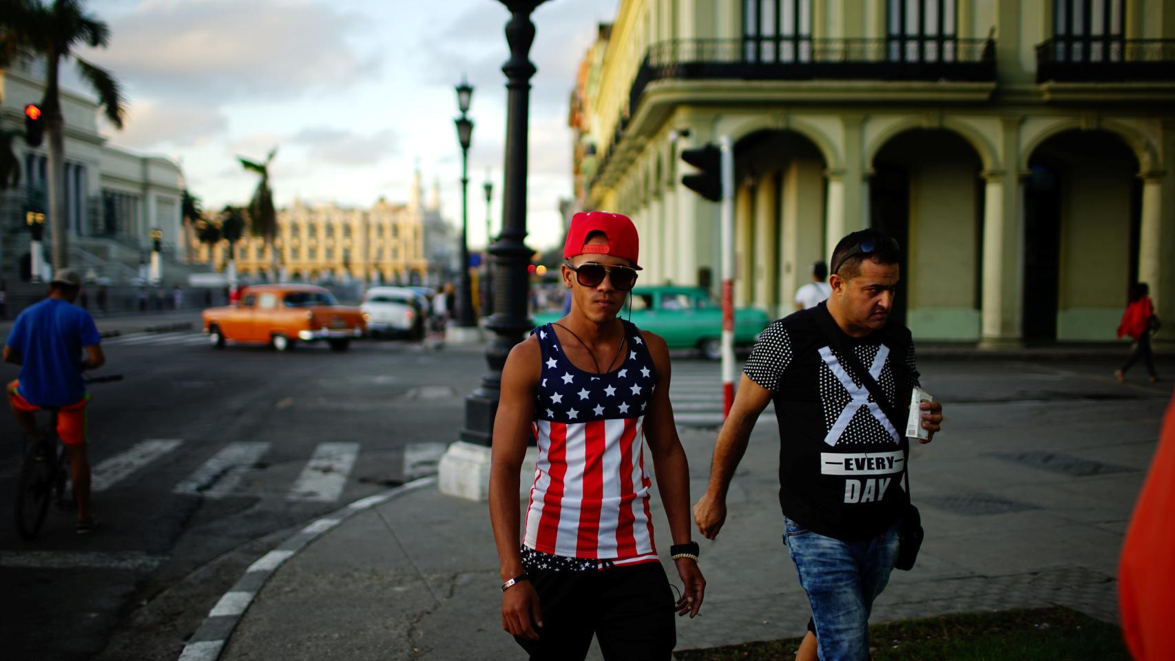 Hay falta de medios para aprender inglés en Cuba.