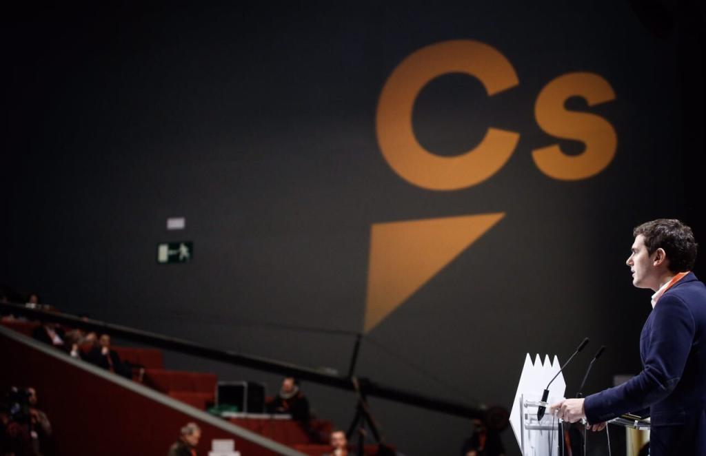 Albert Rivera, en su primera intervención en el teatro de Coslada.