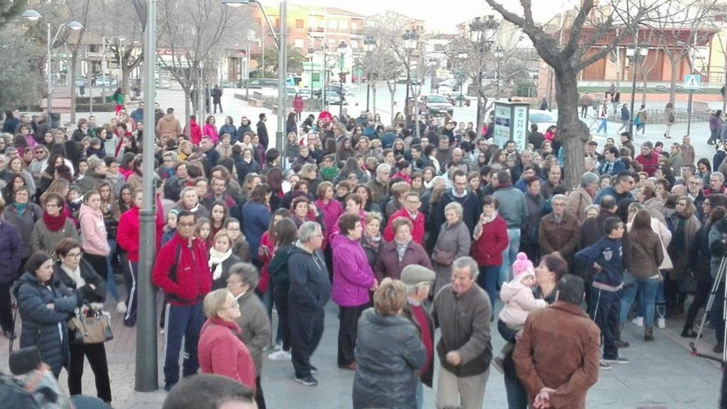 Concentración en Mora para mostrar rechazo a la violencia machista.