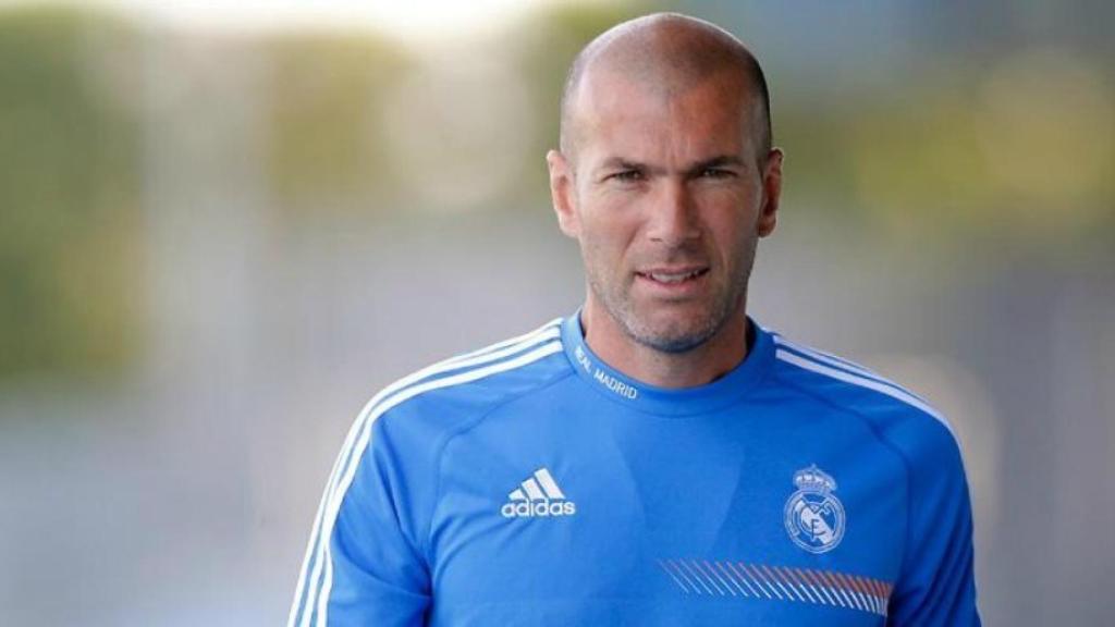Zinedine Zida en el cuerpo técnico del Real Madrid.