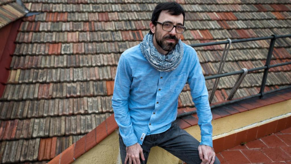 Israel Elejalde en la azotea del Pavón Teatro Kamikaze.