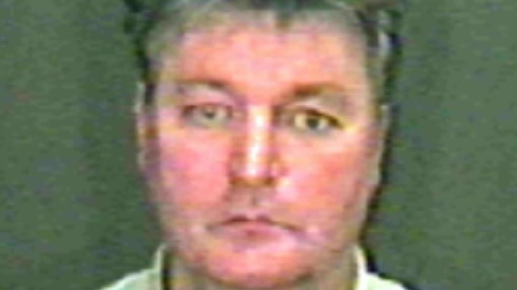 Andrew Tracy cambió su nombre por el de Mark Frost para iniciar una nueva vida en España.