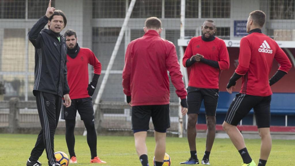 Vasiljevic en un entrenamiento del Osasuna