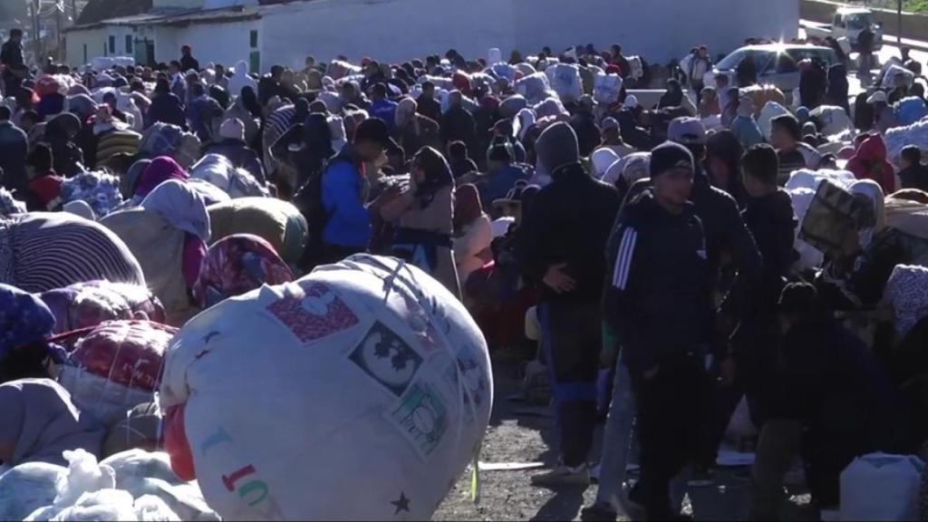 Imagen de las colas en Ceuta.