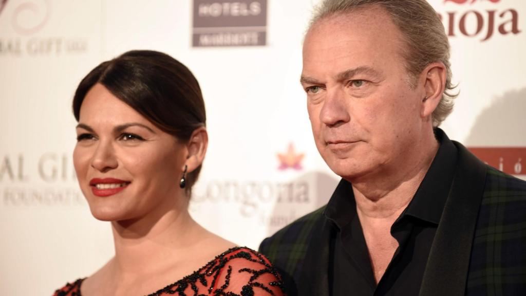 Fabiola Martínez y Bertín Osborne, en un photocall