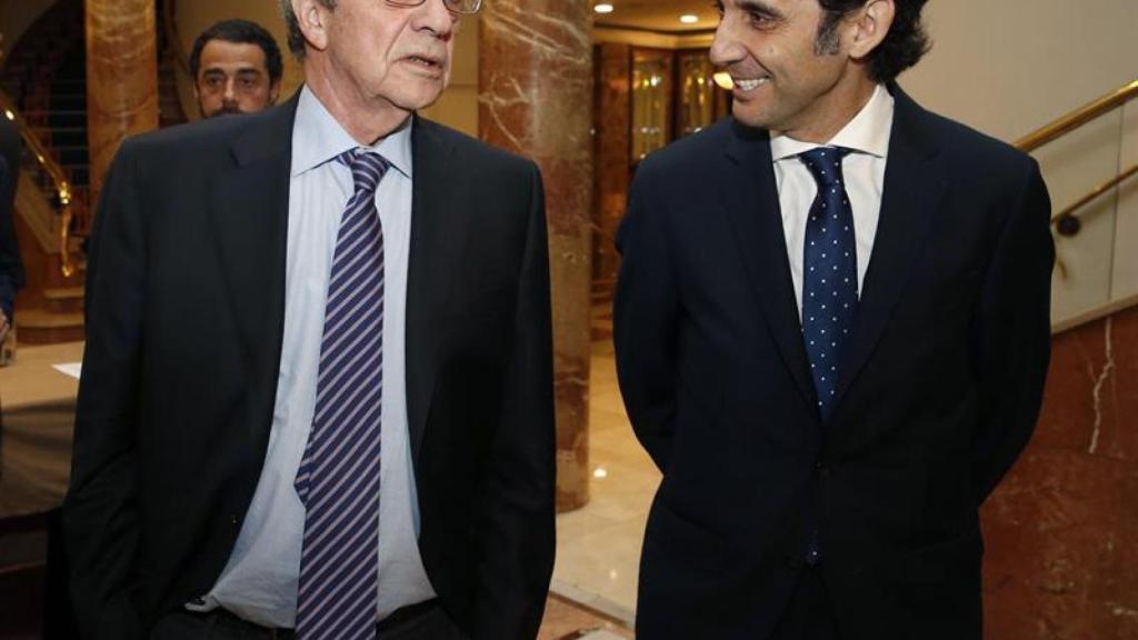 José María Álvarez-Pallete junto a su antecesor en la presidencia de Telefónica, César Alierta.