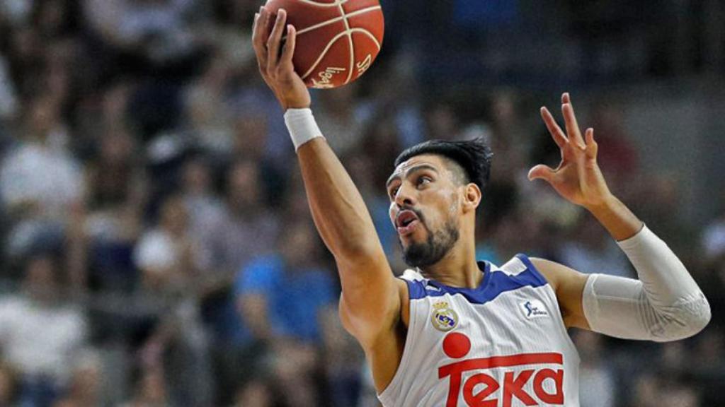 Ayón, en un partido del Real Madrid