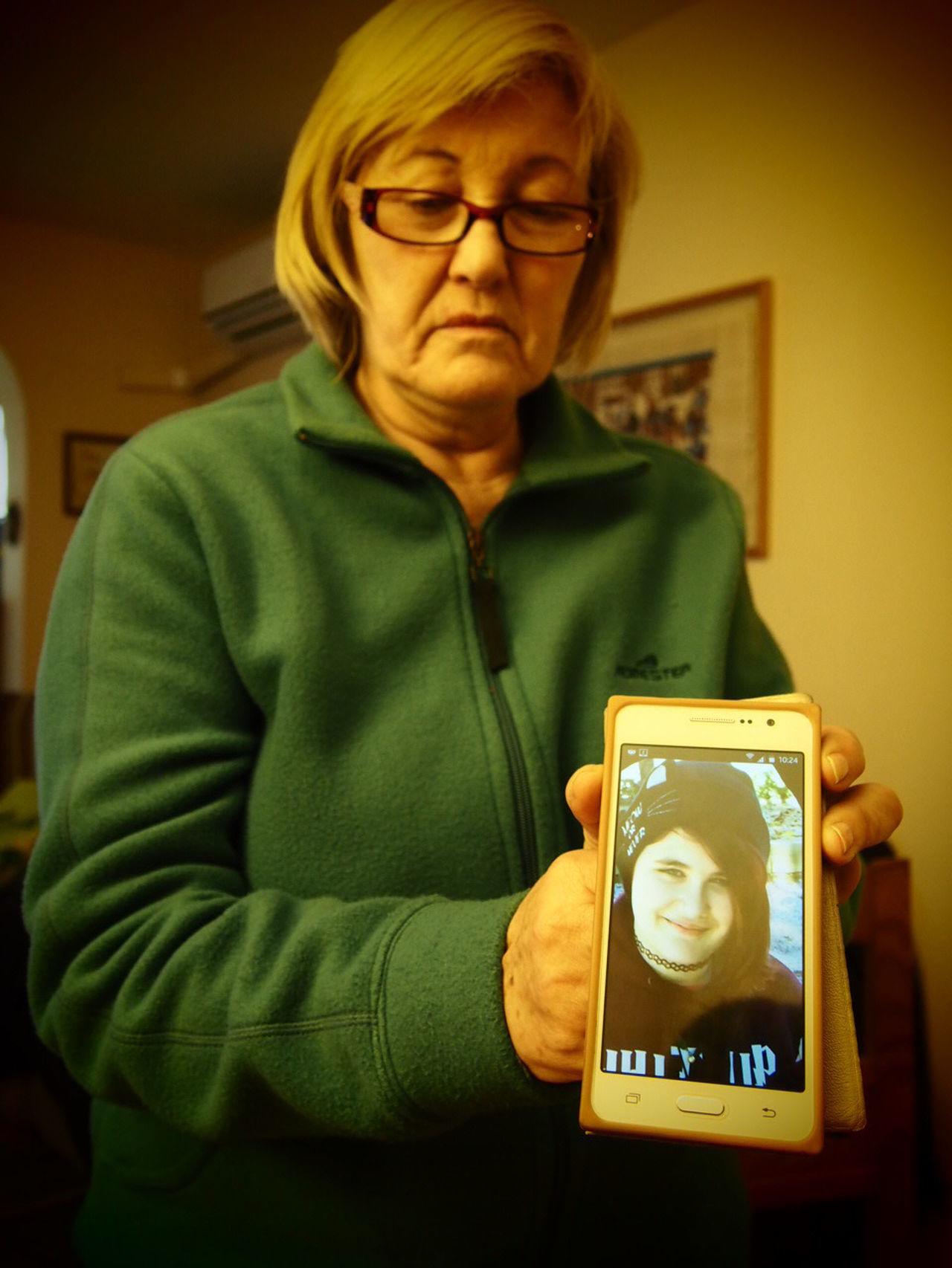 María Peligros, la madre de Lucía, se encuentra de baja tras la muerte de su hija.