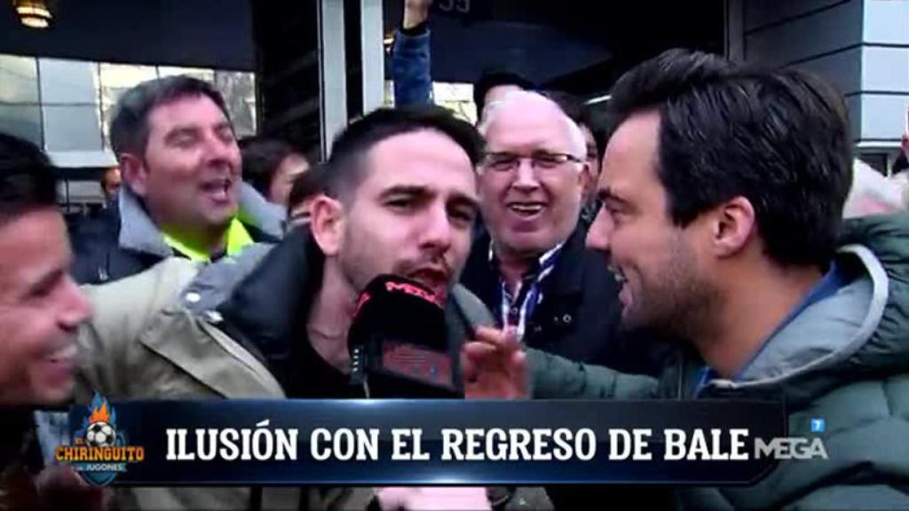 Los aficionados del Madrid celebran la vuelta de Bale. Foto: Twitter (@elchiringuitotv)