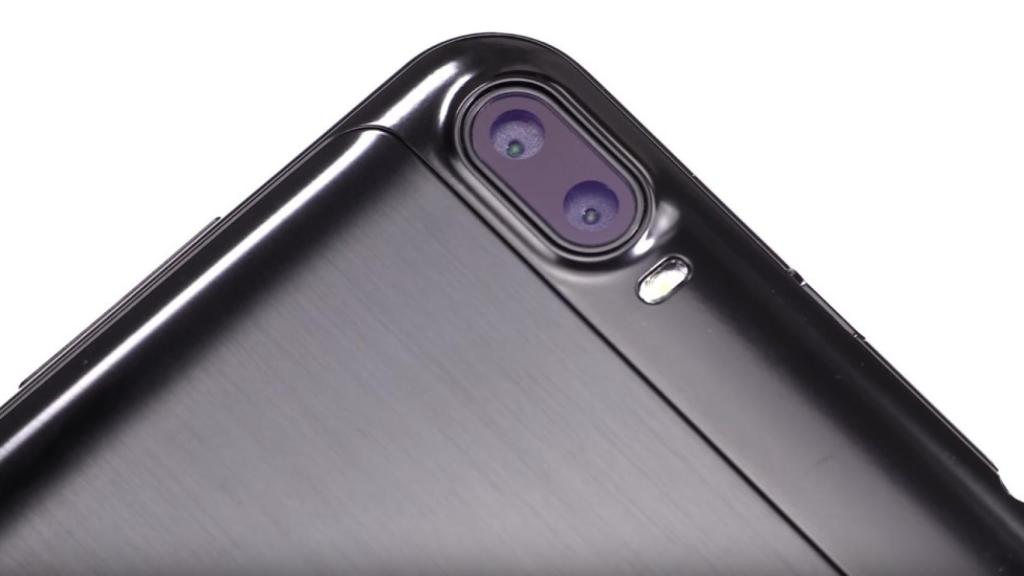 DOOGEE SHOOT 2, con doble cámara de 5 Mpx