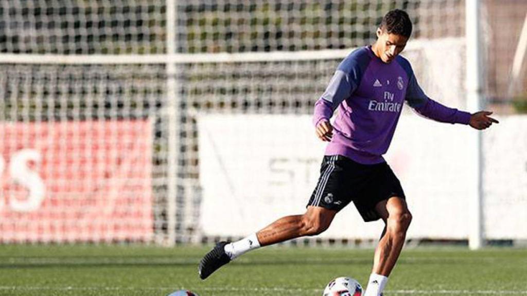 varane entrenando