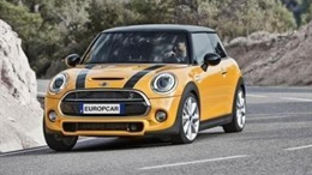 Uno de los vehículos de las compañías de renting, Europcar.