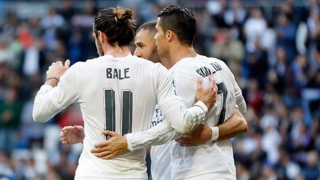 La BBC celebra un gol