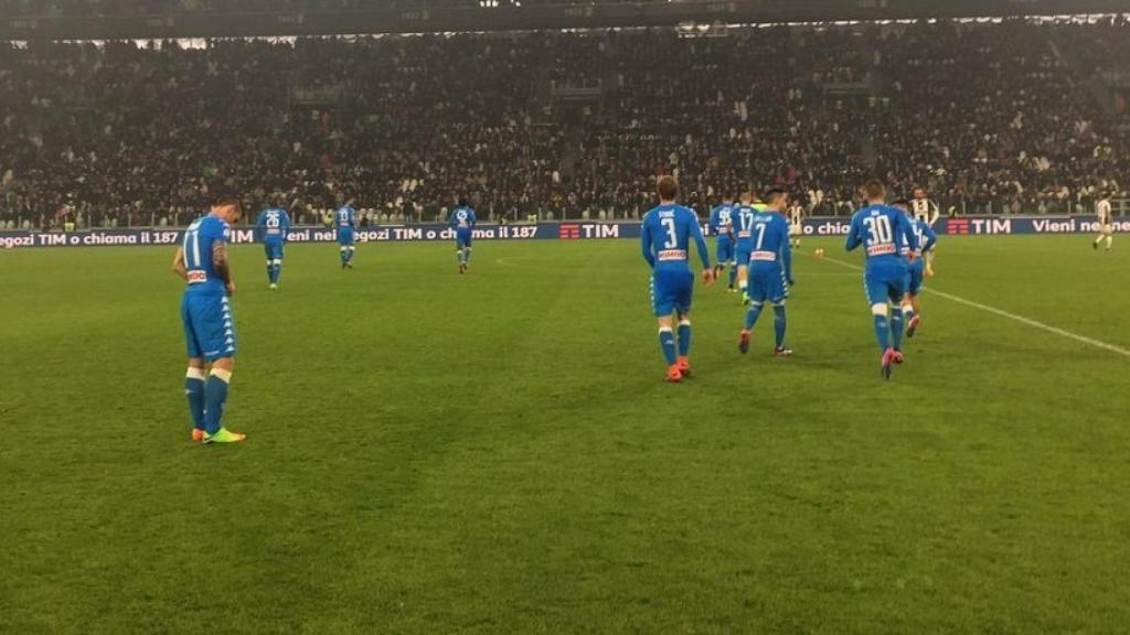 El Nápoles, frente a la Juventus. Foto: Twitter (@sccnapoli)