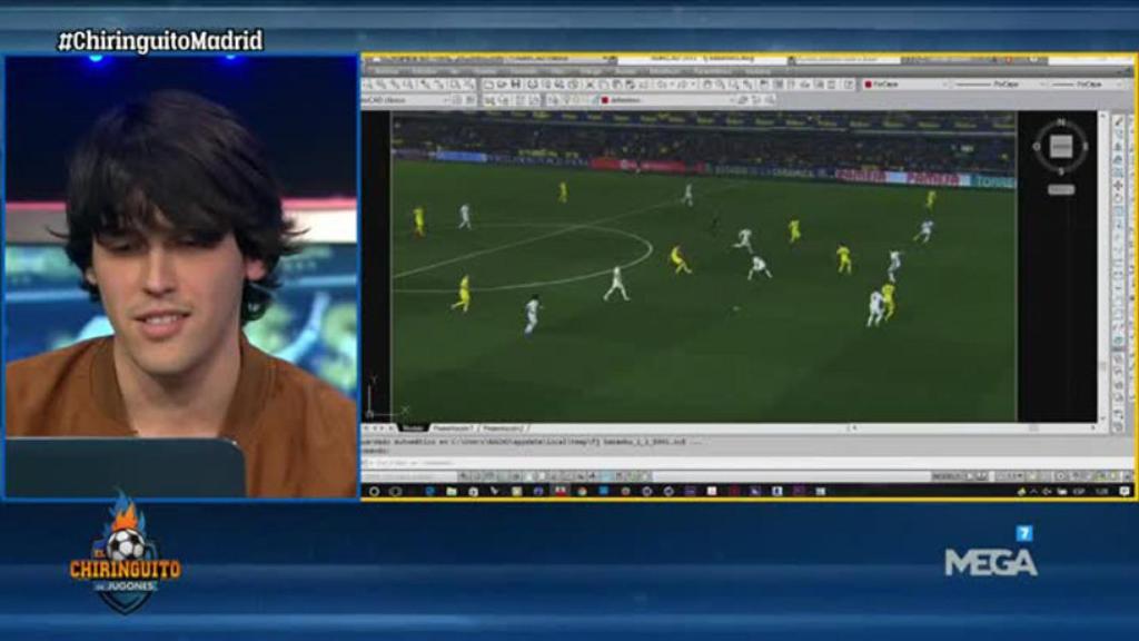 Nacho Tellado demuestra que Bakambu está en fuera de juego. Foto: Twitter (@elchiringuitotv)