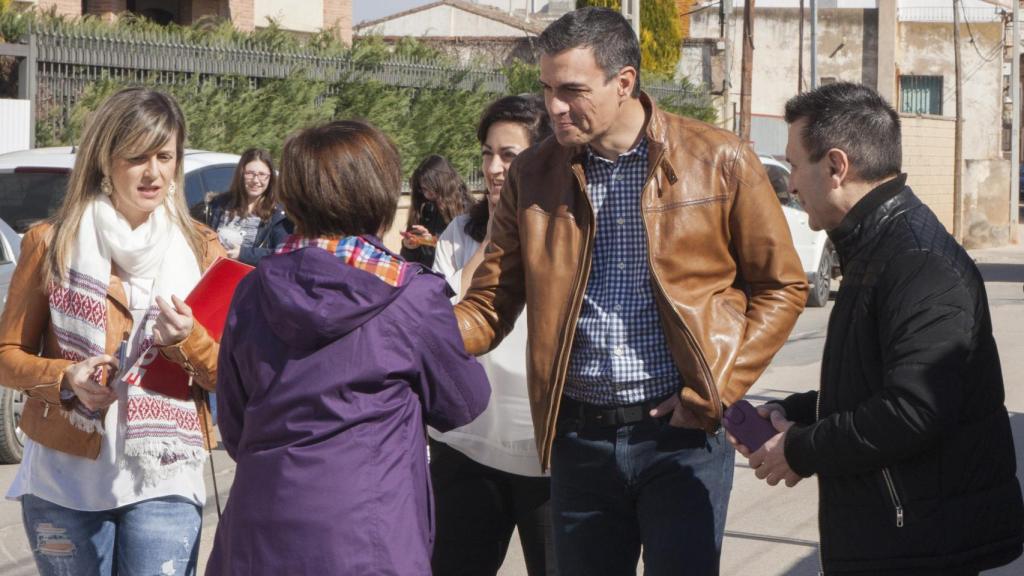 Según los expertos en imagen, con esta cazadora aporta cercanía, sencillez y confianza