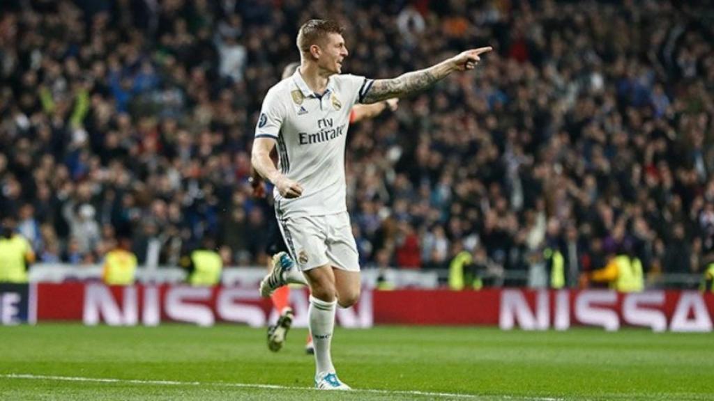 Kroos celebra su gol frente al Nápoles