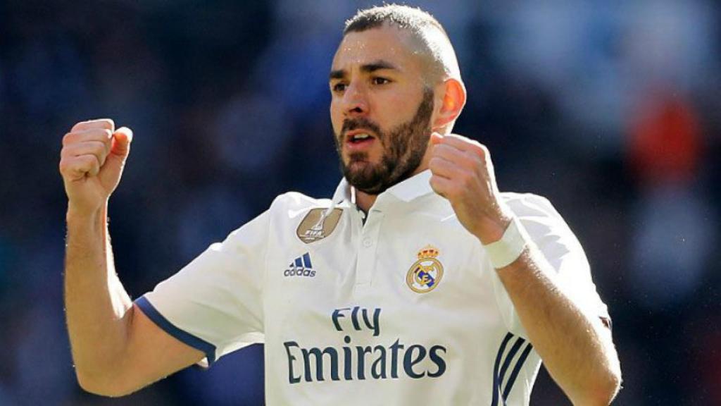 Benzema ante el Eibar