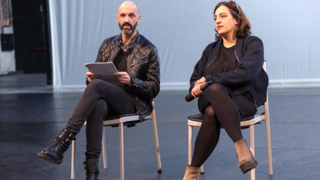 Image: Las 'artes vivas' de Mateo Feijóo suscitan la hostilidad del gremio escénico