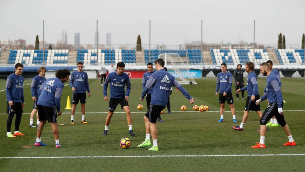 Sesión de entrenamiento antes del partido contra el Villarreal