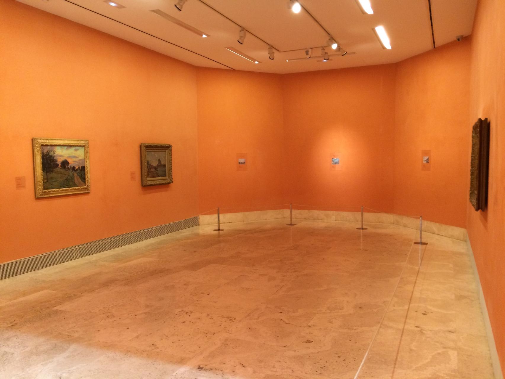 Estado actual de la sala “H”, donde sólo pueden verse tres de los diez cuadros.