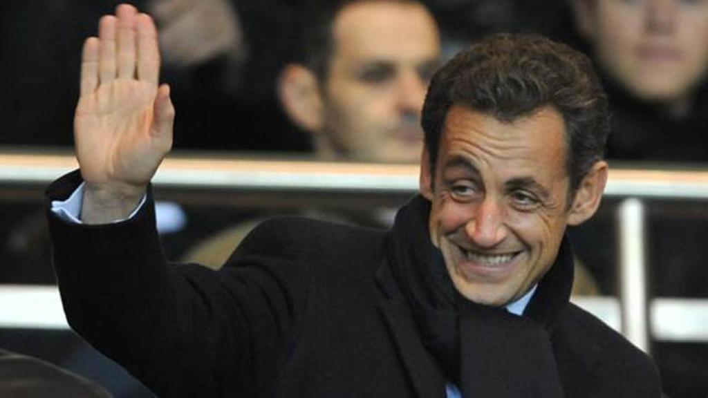 Nicolás Sarkozy se mete en líos en el Camp Nou tras gritar '¡Hala Madrid!'