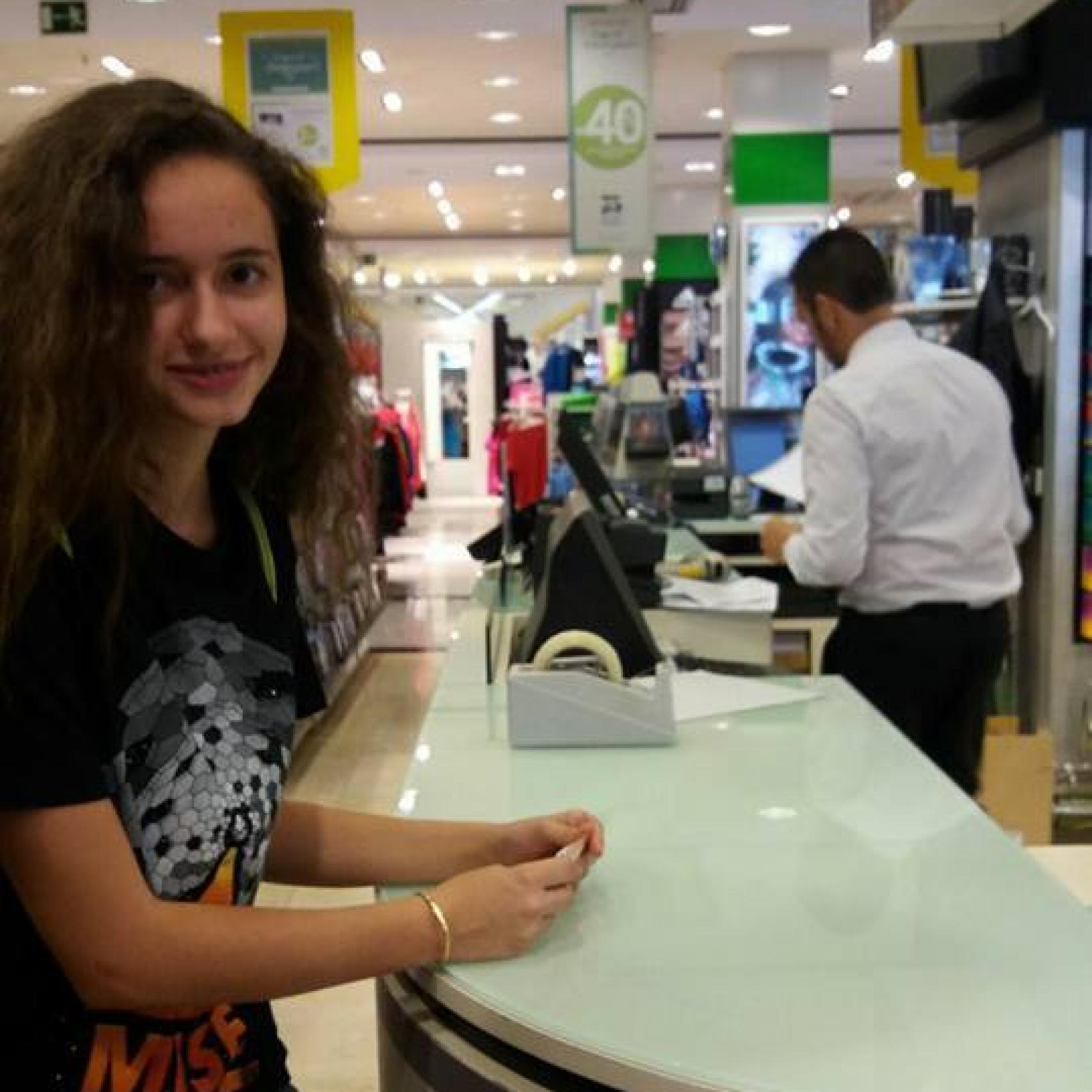 Patricia Aguilar, de 18 años, ha sido captada por una secta en Perú.