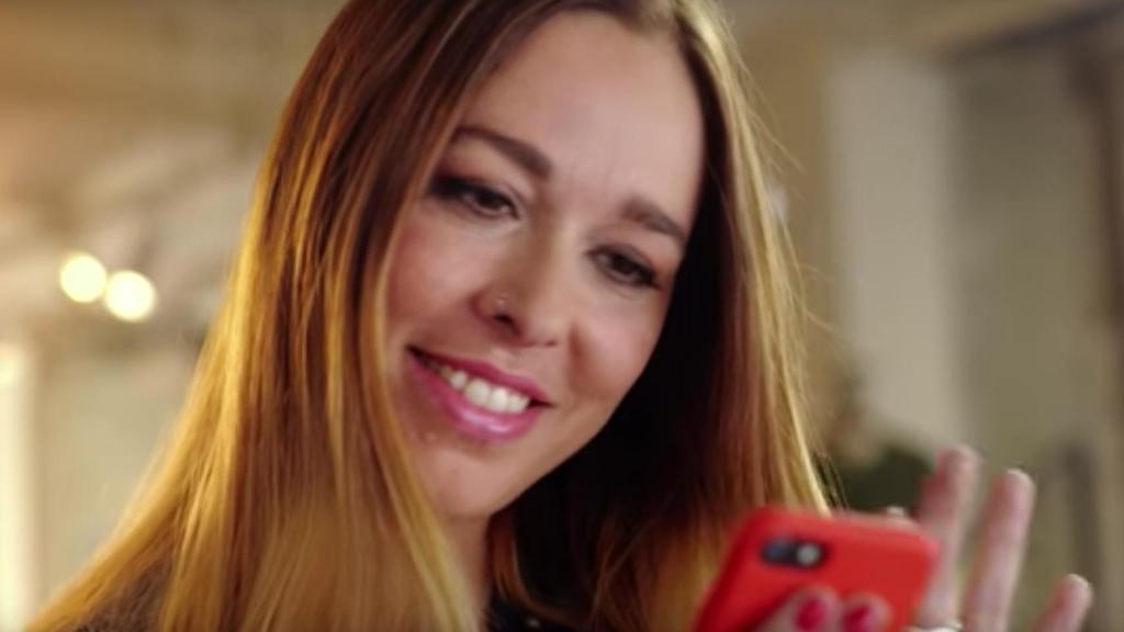 El anuncio nacionalista de Beth ('OT') para localizar locales poco catalanes