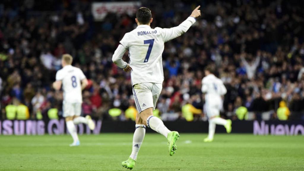 Cristiano celebrando su gol ante el Betis. Foto: Lucía Contreras/El Bernabéu