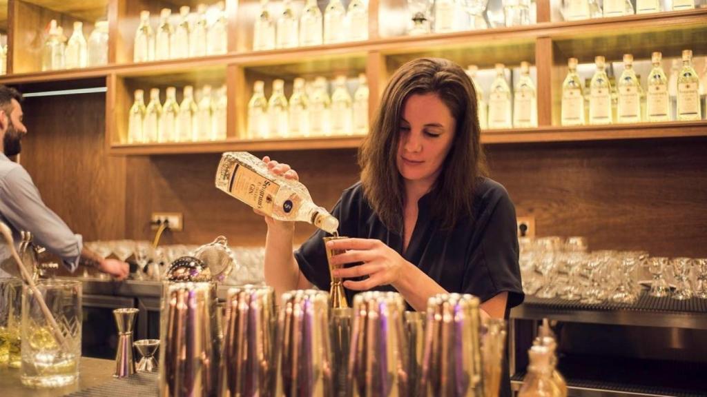 Imagen del bar que ha montado Seagram's en la azotea del hotel.