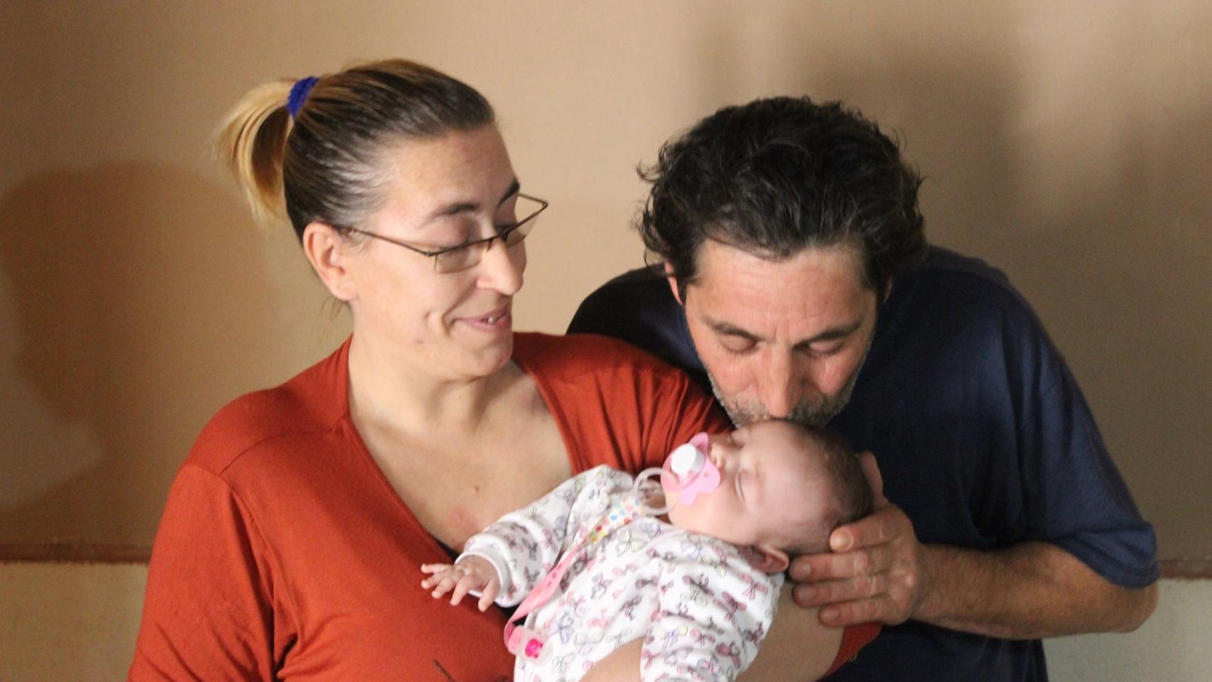 Ana y Vicente fueron al hospital porque ella se quejaba de un cólico