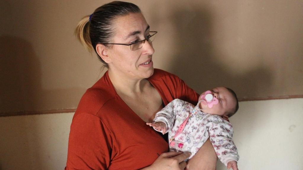 Paula acaba de cumplir dos meses y va ganando peso a pasos agigantados